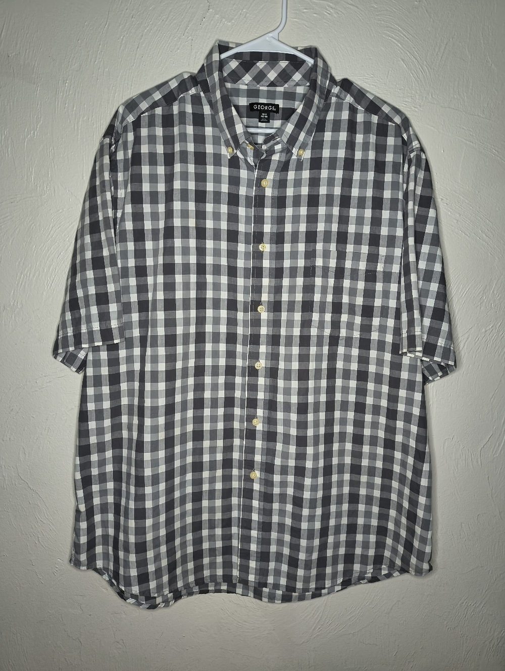 Mens Shirt Size XL (46-48) Short Sleeve ButtonUp Gray/White Check Pocket